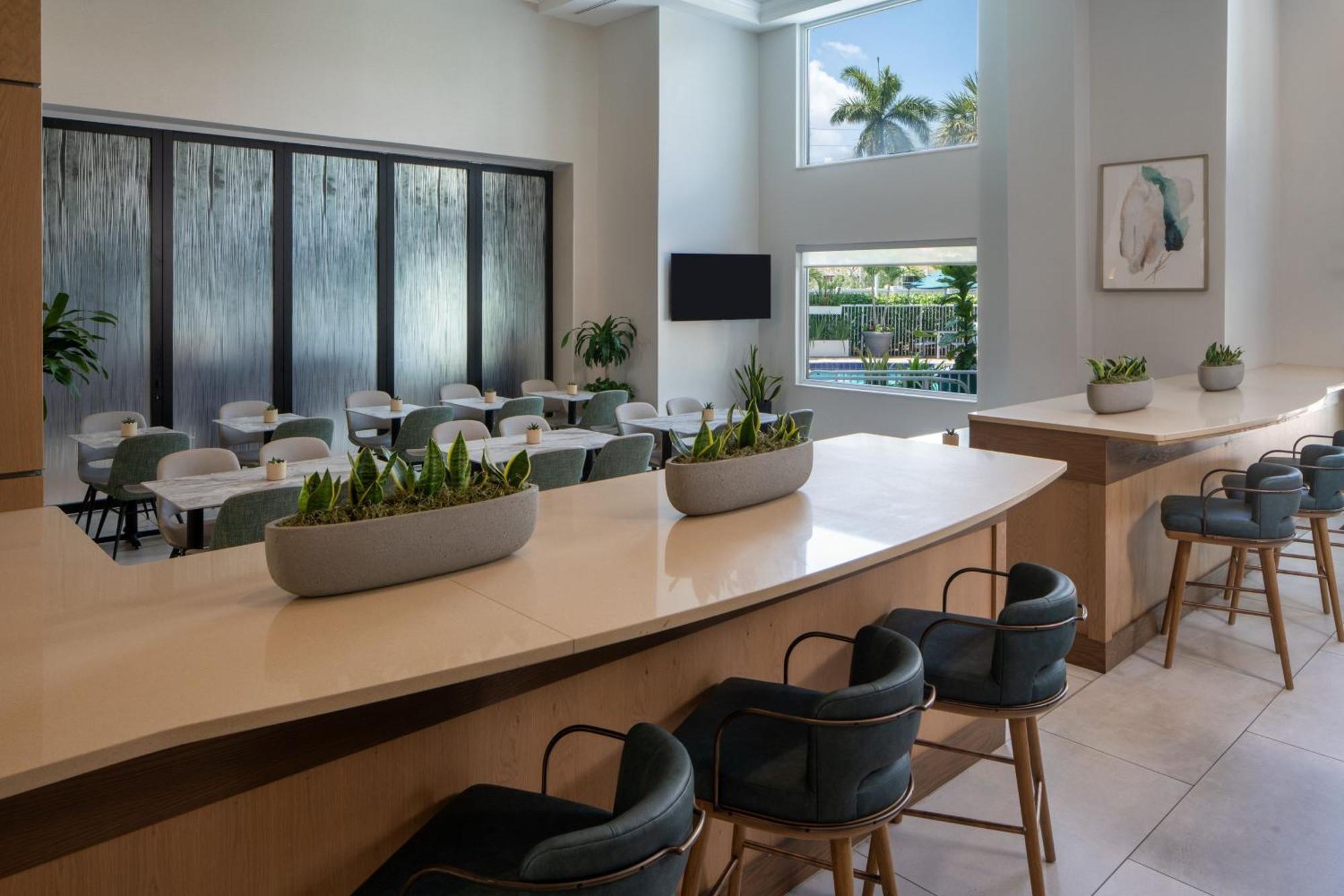 Springhill Suites Fort Lauderdale Airport Dania Beach Exterior photo
